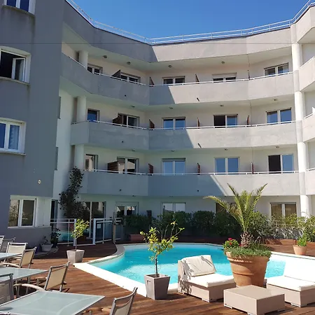 Szálloda Le Tilbury Porto-Vecchio