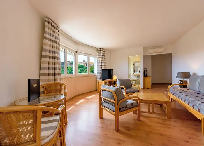 Szálloda Le Tilbury Porto-Vecchio