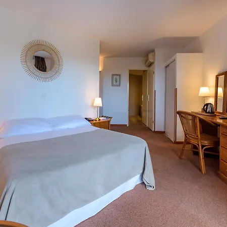 Le Tilbury Szálloda 3*