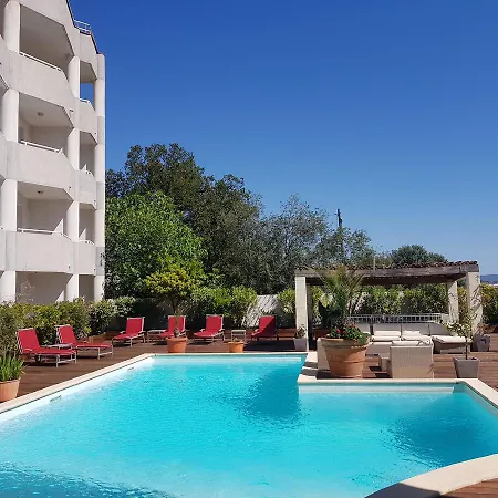 Le Tilbury Hotell 3*