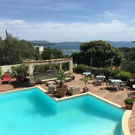 Le Tilbury Hotel