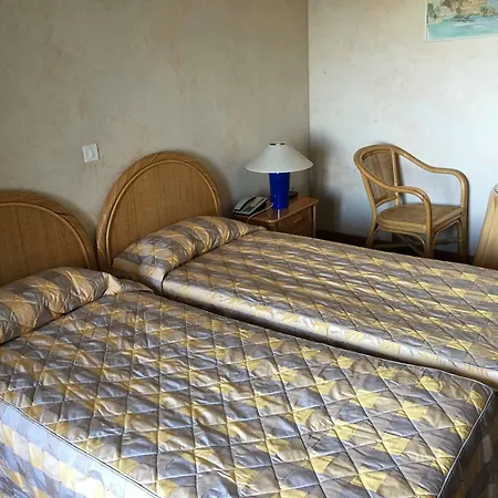 Le Tilbury Szálloda