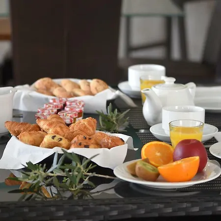 Le Tilbury Hotel Porto Vecchio